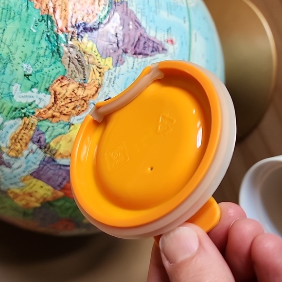 Tim Horton's Limited Edition ceramic travel tumbler - Picture 6 of 8